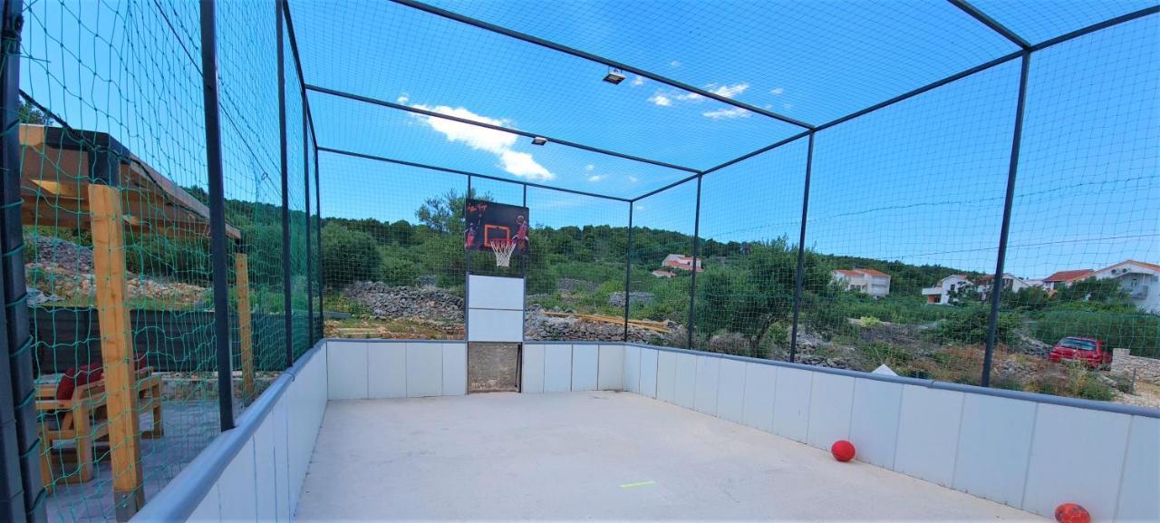 Villa Freya - Vacation House Slatine Bagian luar foto