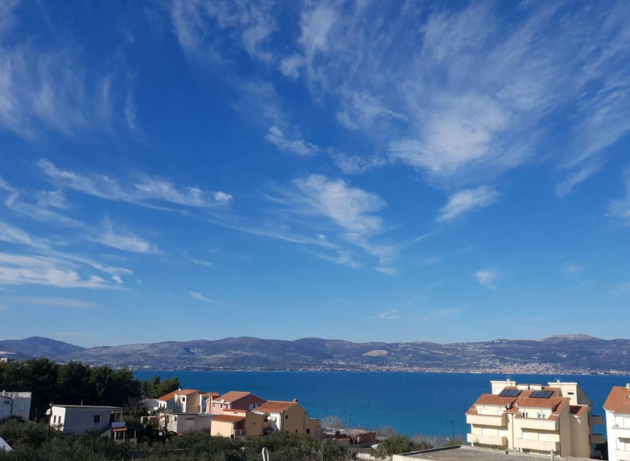 Villa Freya - Vacation House Slatine Bagian luar foto