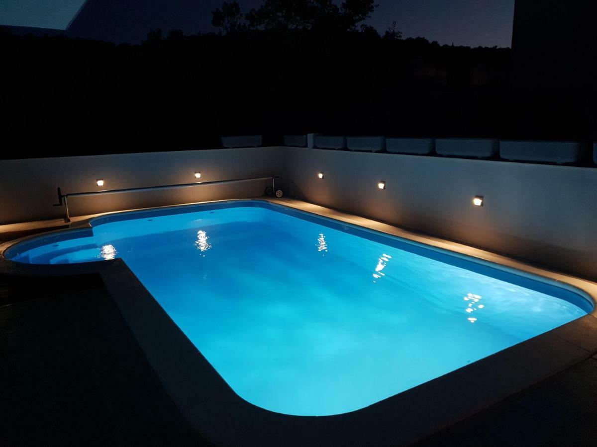 Villa Freya - Vacation House Slatine Bagian luar foto
