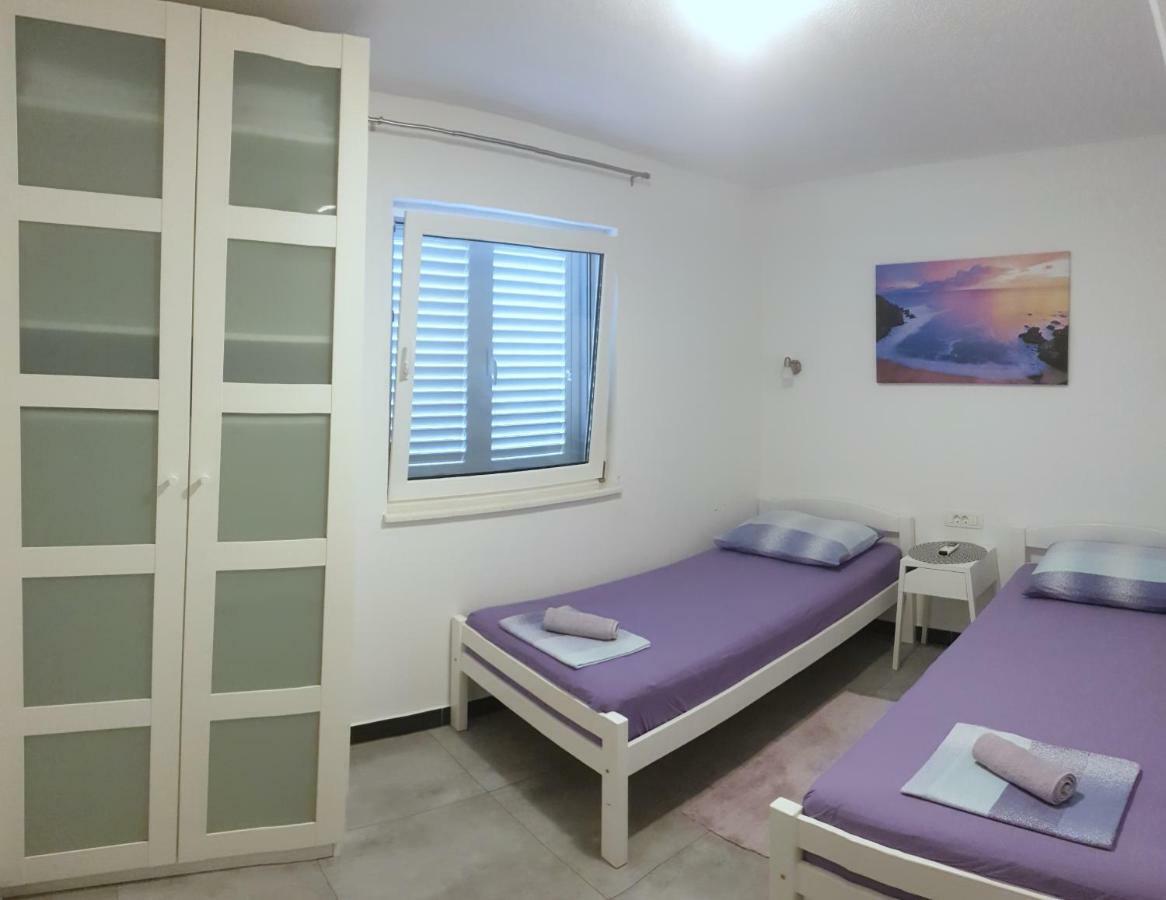 Villa Freya - Vacation House Slatine Bagian luar foto