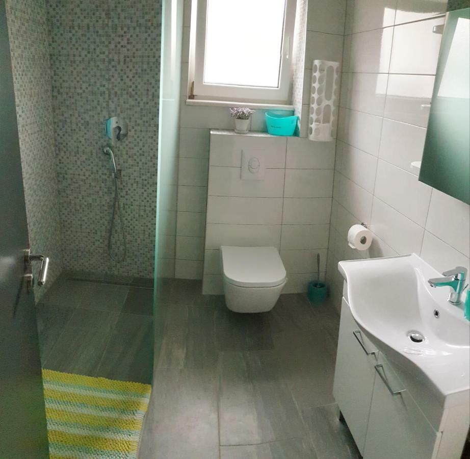 Villa Freya - Vacation House Slatine Bagian luar foto