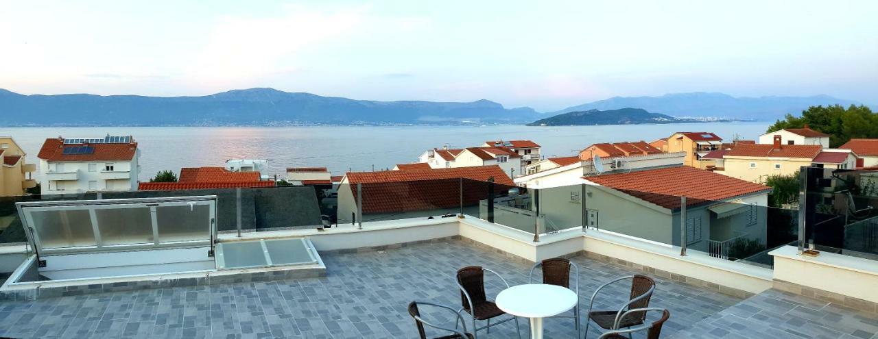 Villa Freya - Vacation House Slatine Bagian luar foto